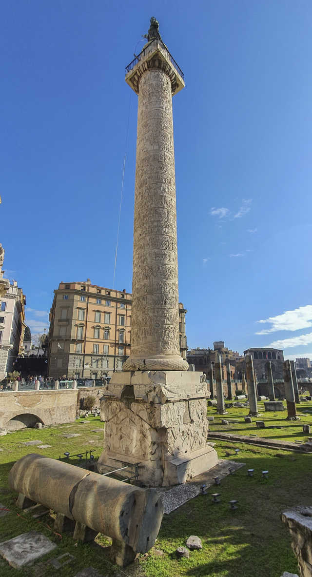 114 - Italia - Roma - Foros Imperiales - Foro y Columna de Trajano